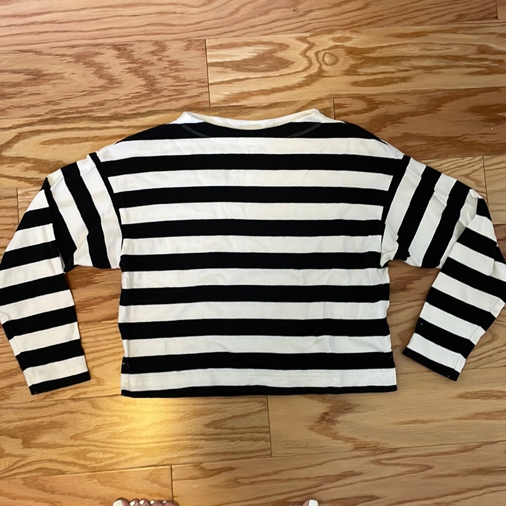 Long sleeve stripped shirt